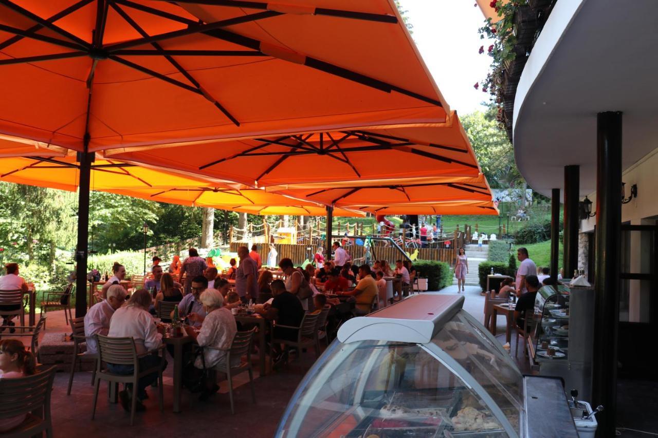Kruševac Hotel Trayal מראה חיצוני תמונה