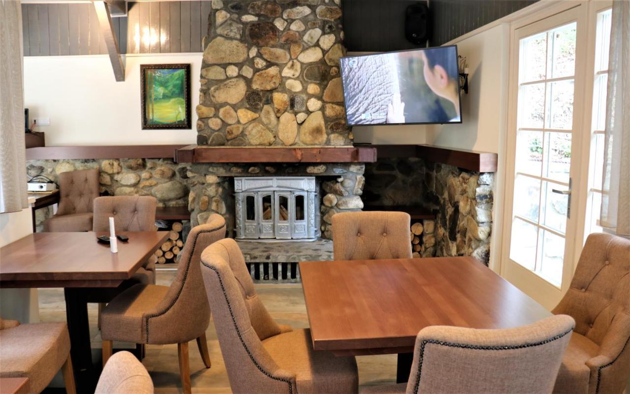Kruševac Hotel Trayal מראה חיצוני תמונה