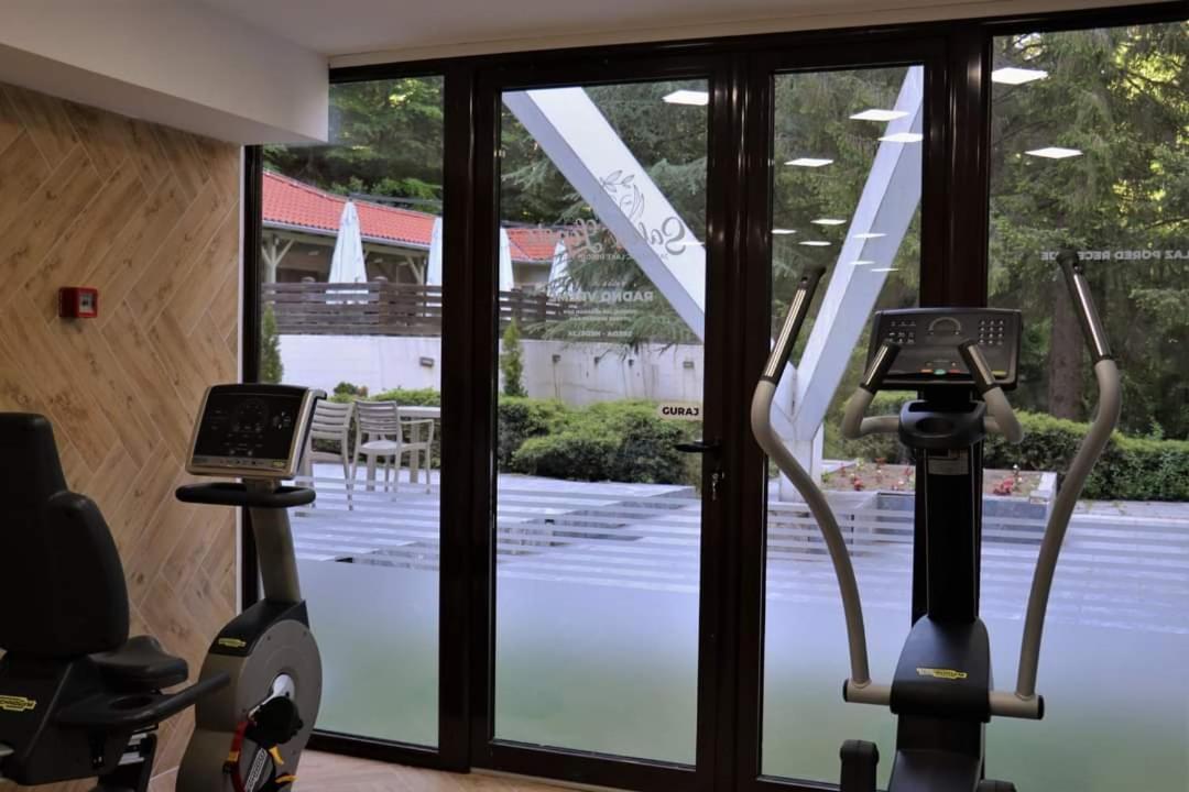 Kruševac Hotel Trayal מראה חיצוני תמונה